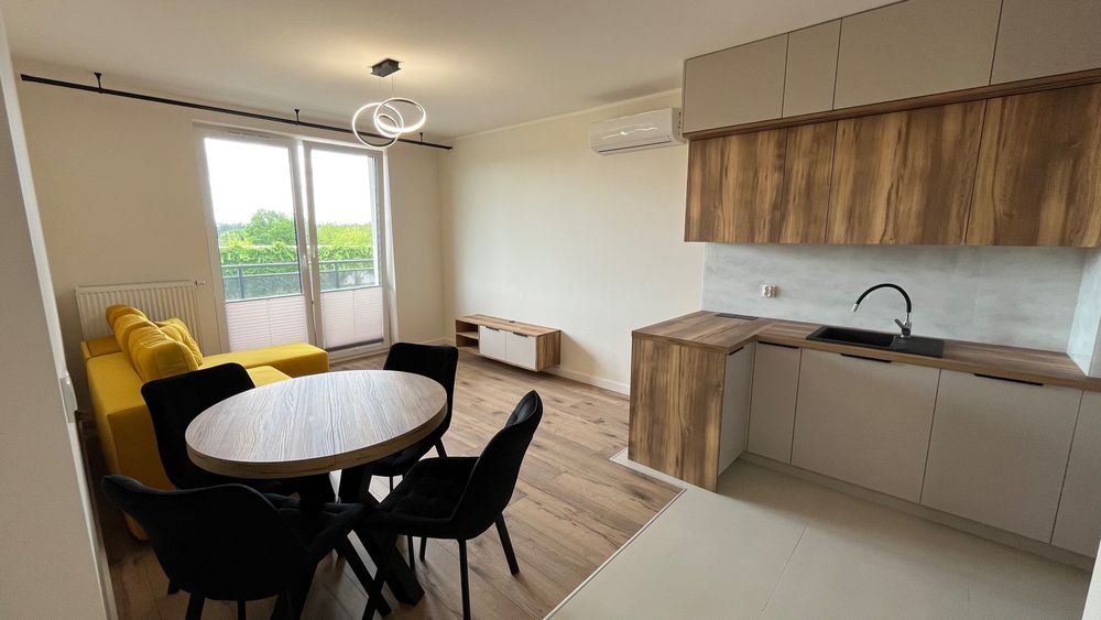 Mieszkanie 39m Trakt Królewski z miejscem parkingowym i komórką