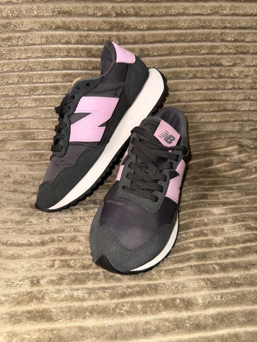 Кросівки New Balance 237