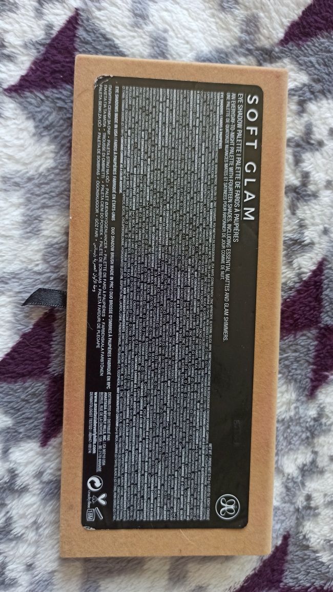 Anastasia Beverly Hills Soft glam