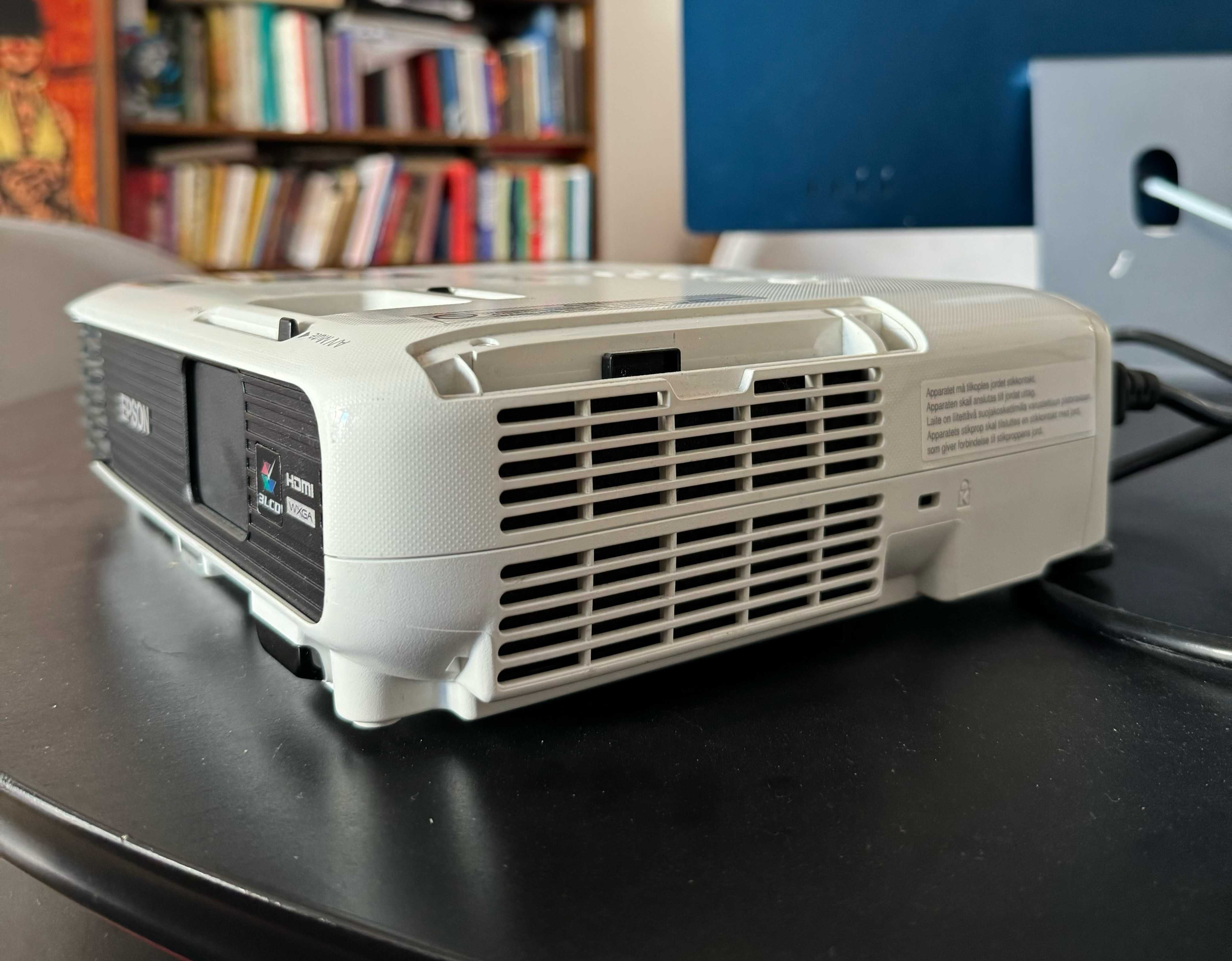 Projektor 3LCD Epson EB-W04