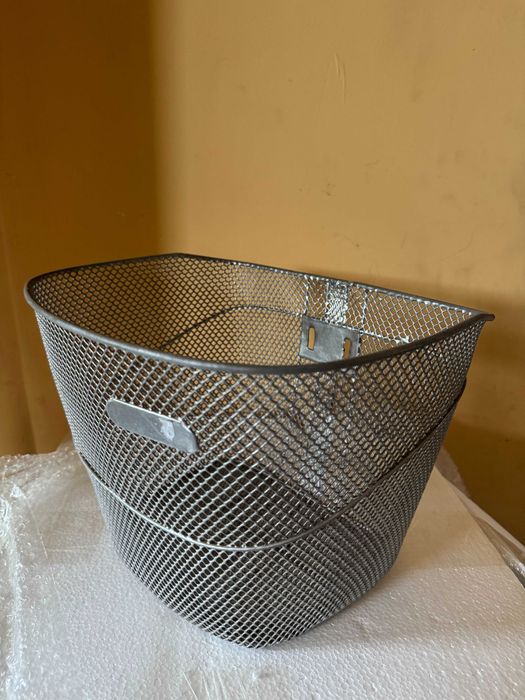 Metalowy koszyk na rower srebrny PRZECENA - DUŻE ILOŚCI