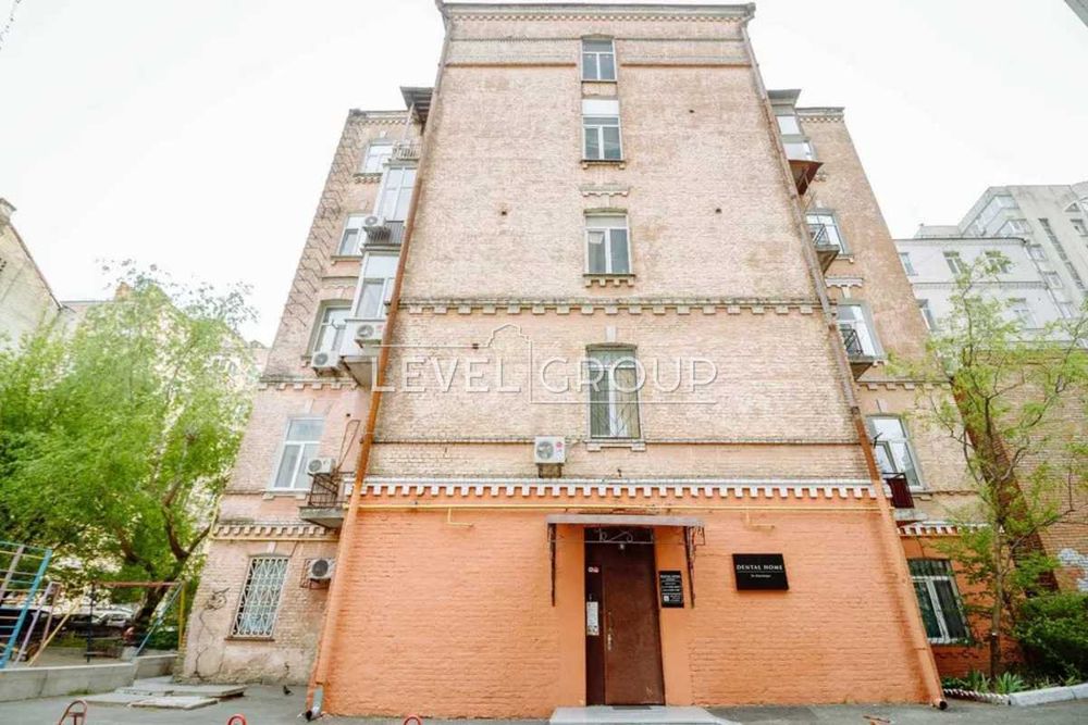Продаж офісного приміщення в центрі на Саксаганського