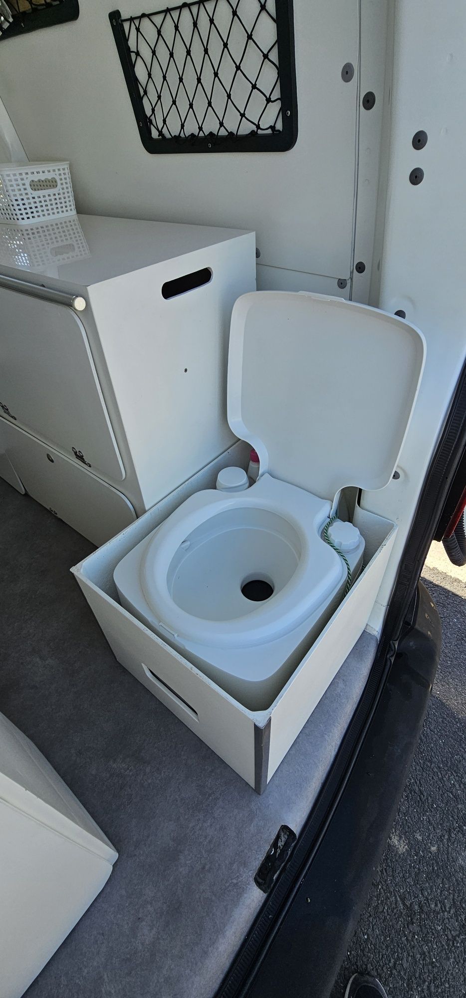 VW T5 2.0 TDI 2012 CAMPERVAN "LEGALIZADA"