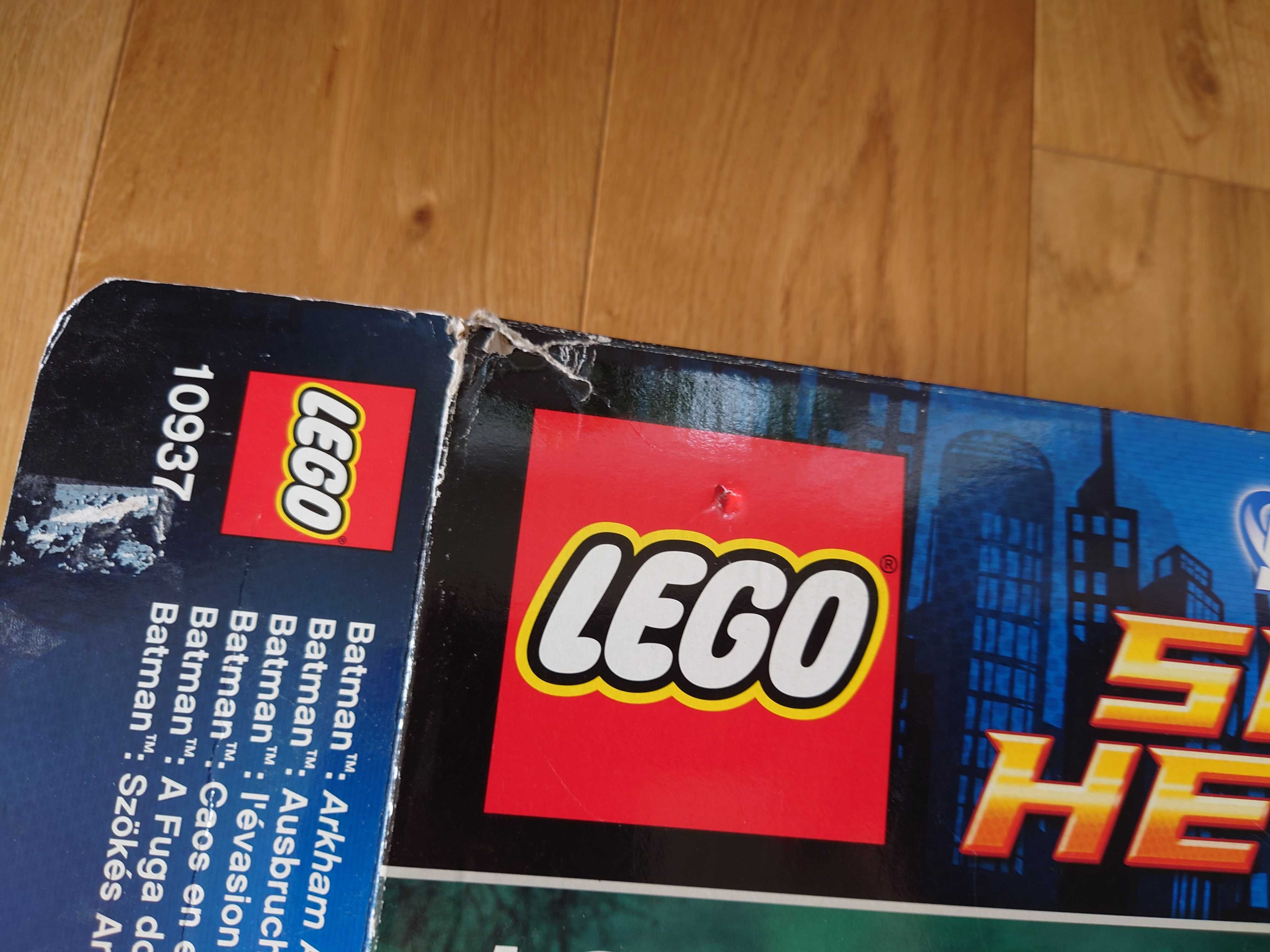 LEGO 10937 - Batman Arkham Asylum Breakout