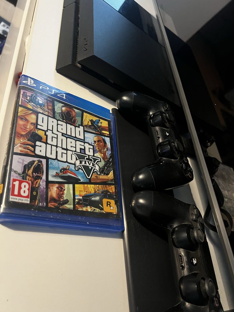 PlayStation 4 500