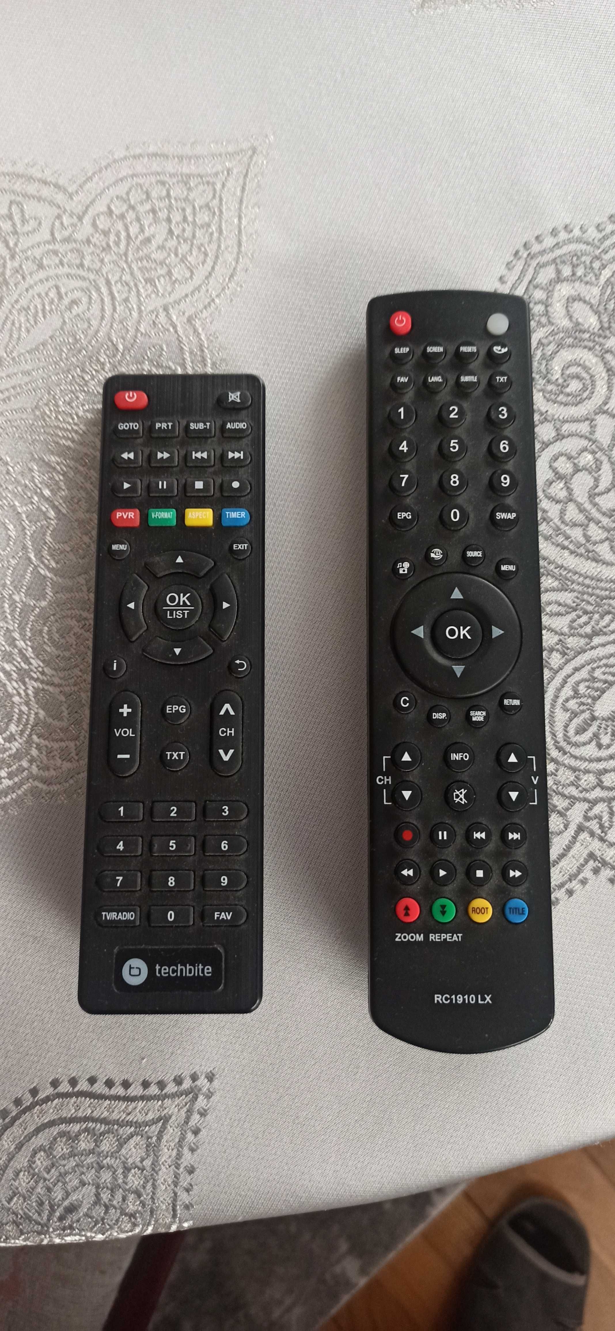 Sprzedam telewizor Medion 32 cale wraz z dekoderem.