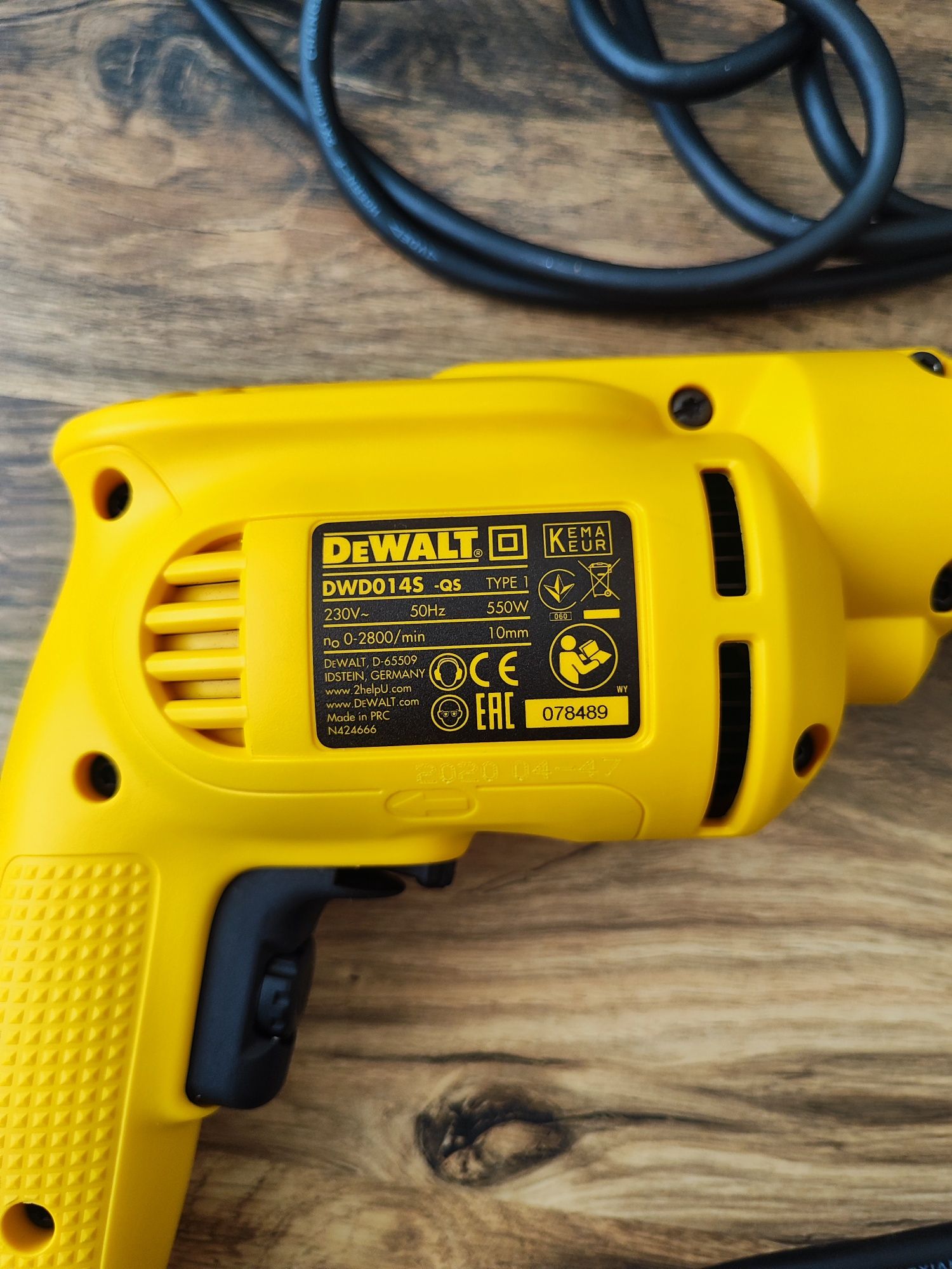 Дрель DeWALT DWD014S