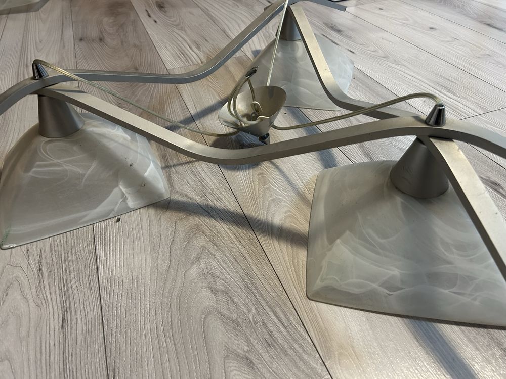 Lampa dwie pojedyncze jedna potrójna