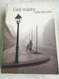 Cień wiatru Carloz Ruiz  Zafon