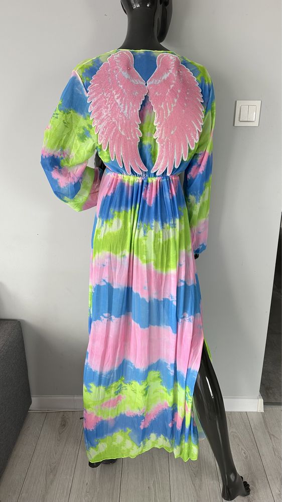 Dlugi kolorowy szlafrok narzutka plażowa kimono neon ze skrzydłami