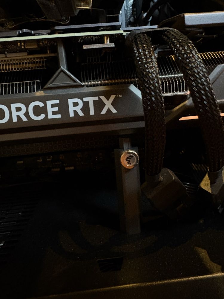 NVIDIA RTX 4070 Ti Super Asus Tuf Gaming 16Gb