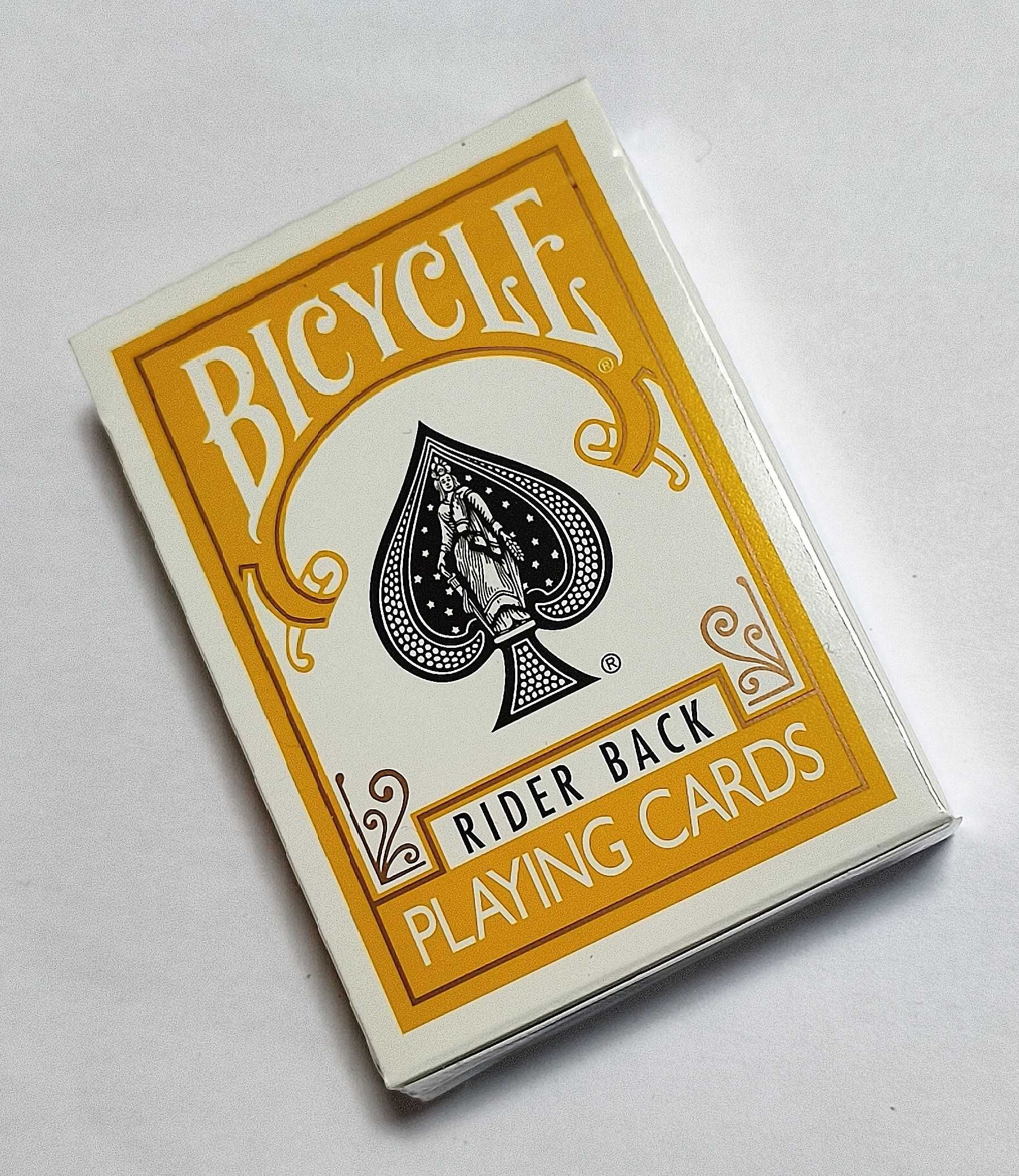 Baralhos de Cartas Bicycle e Botania Deck