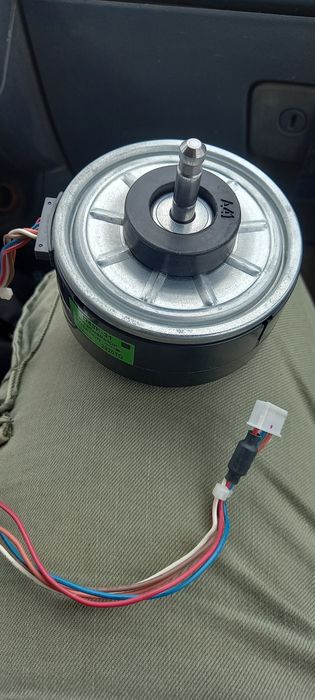 DF43F-31 Електродвигун з конднціонера.