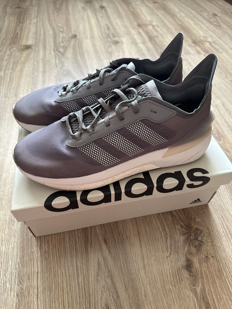 Adidas Avryn (артикул HP5967)