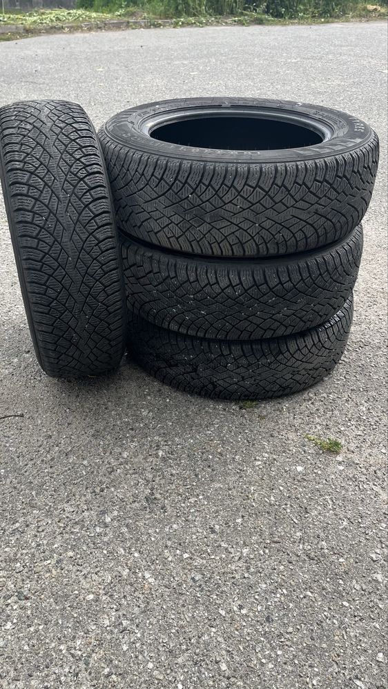 Гума зимова NOKIAN TYRES 185/65 r15 колеса