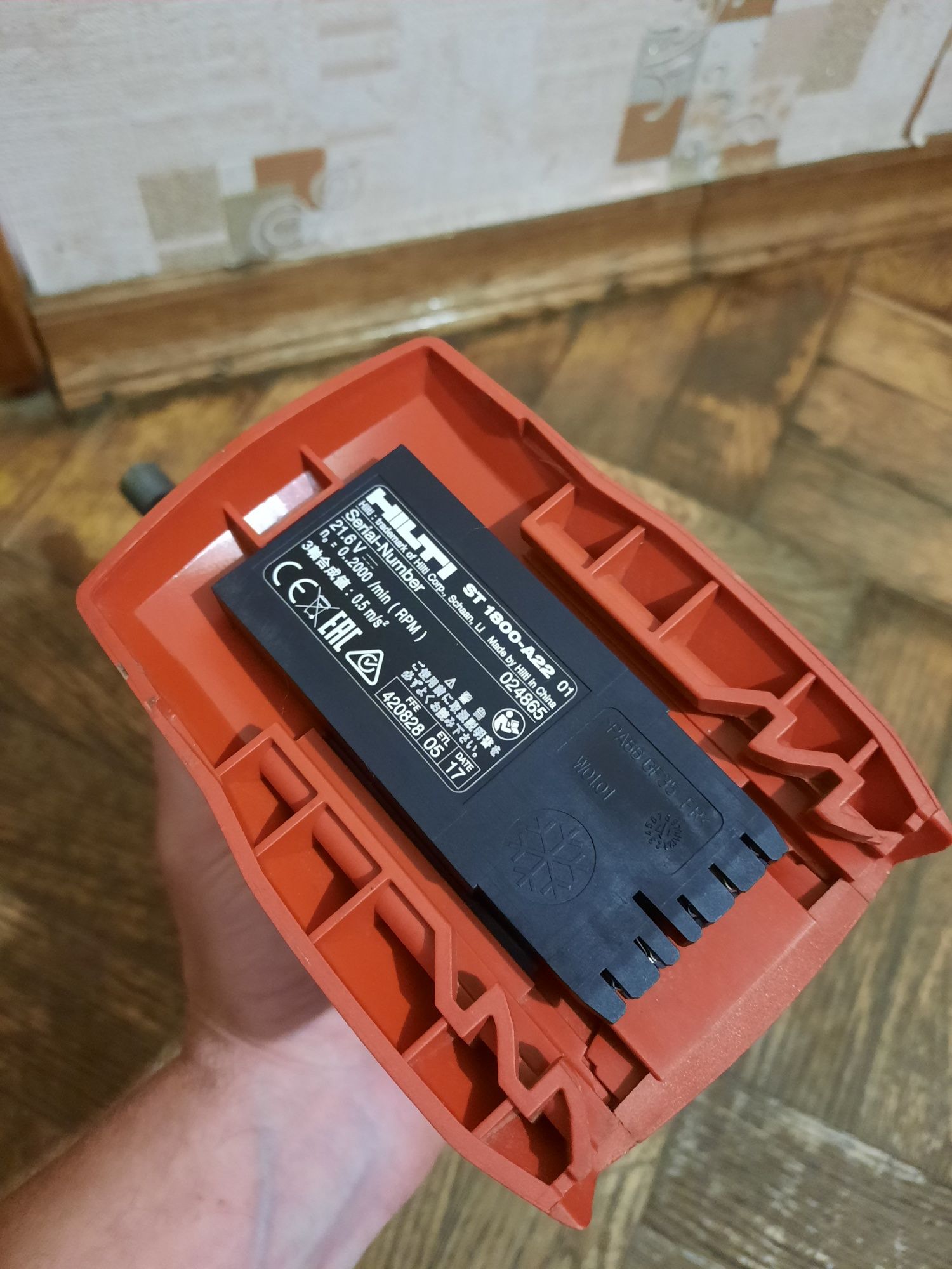 Оригінал!!Аккумуляторний шуруповерт Hilti st 1800 a22
