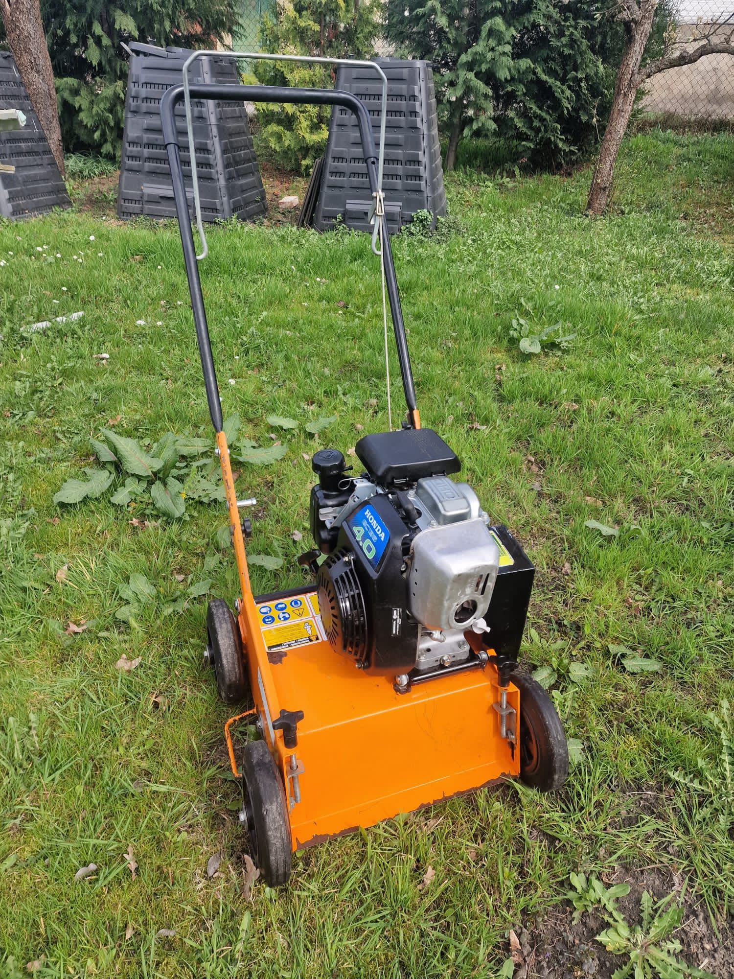 Wertykulatar Aerator Eliet E401