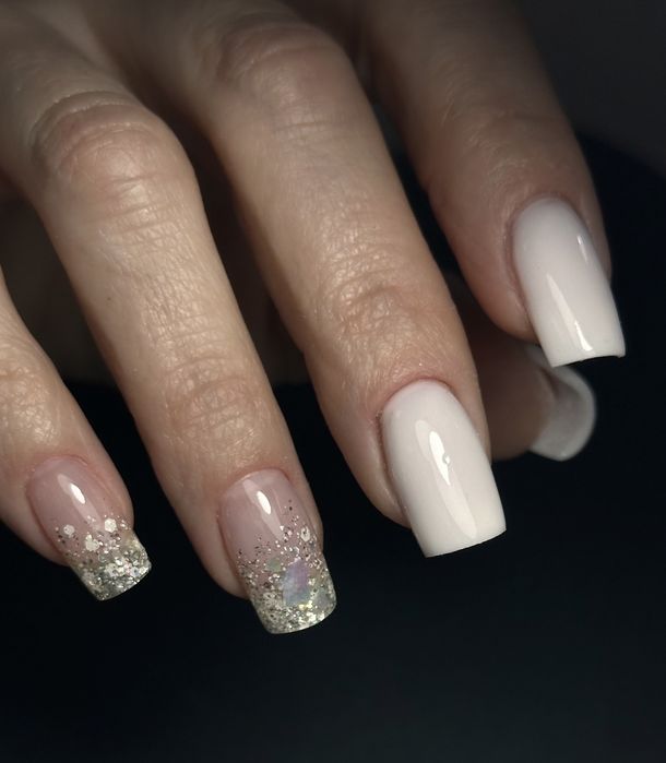 Манікюр педикюр нарощування нігтів