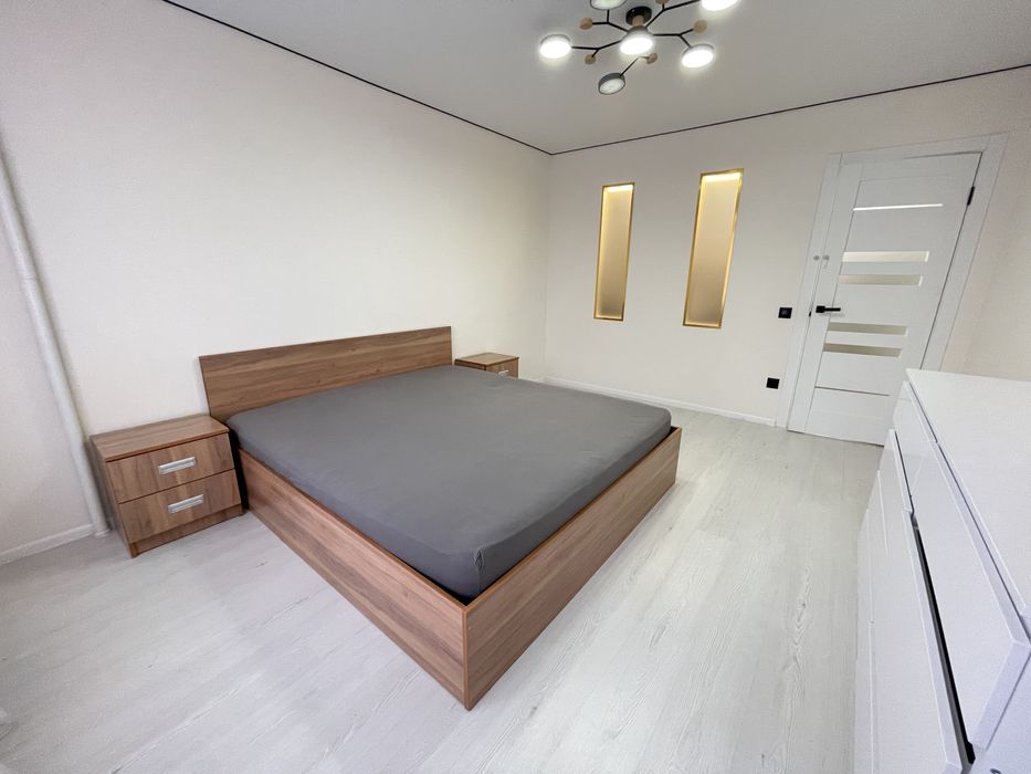 ОРЕНДА 2 кім з кухнею-студією вул. Сахарова