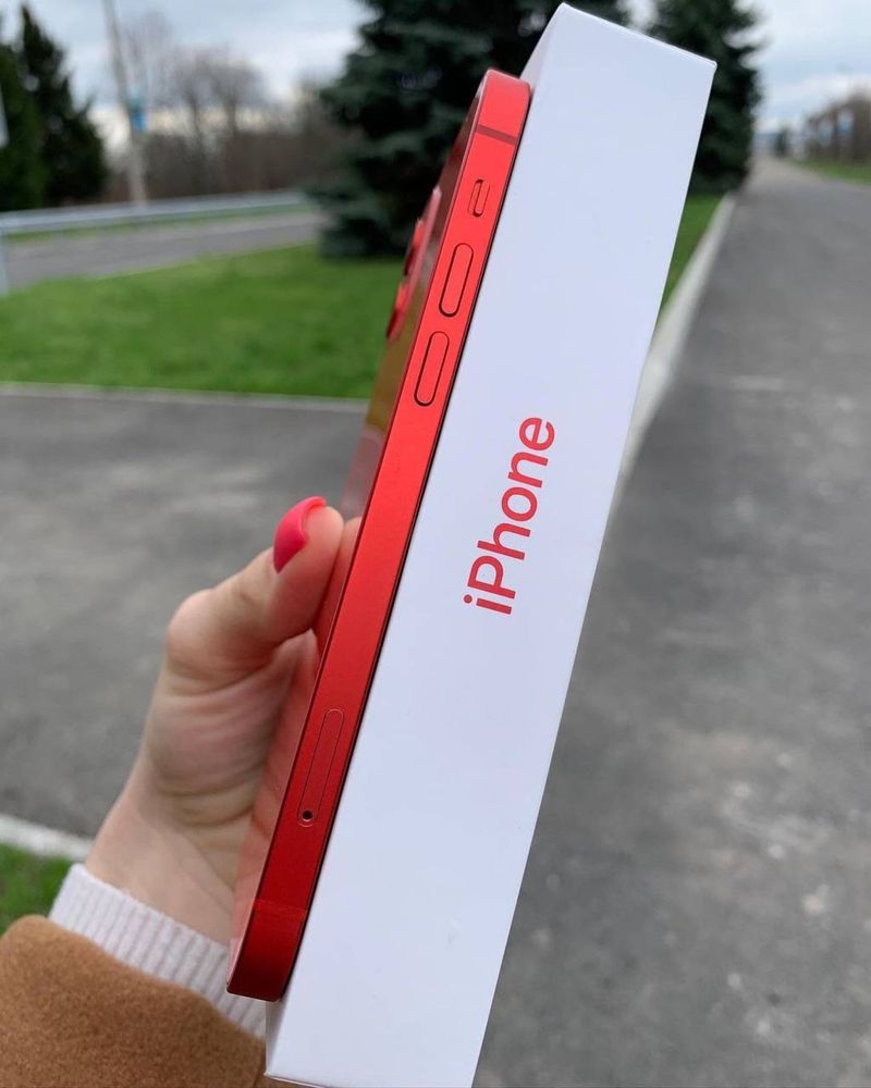 iPhone 12 продаю