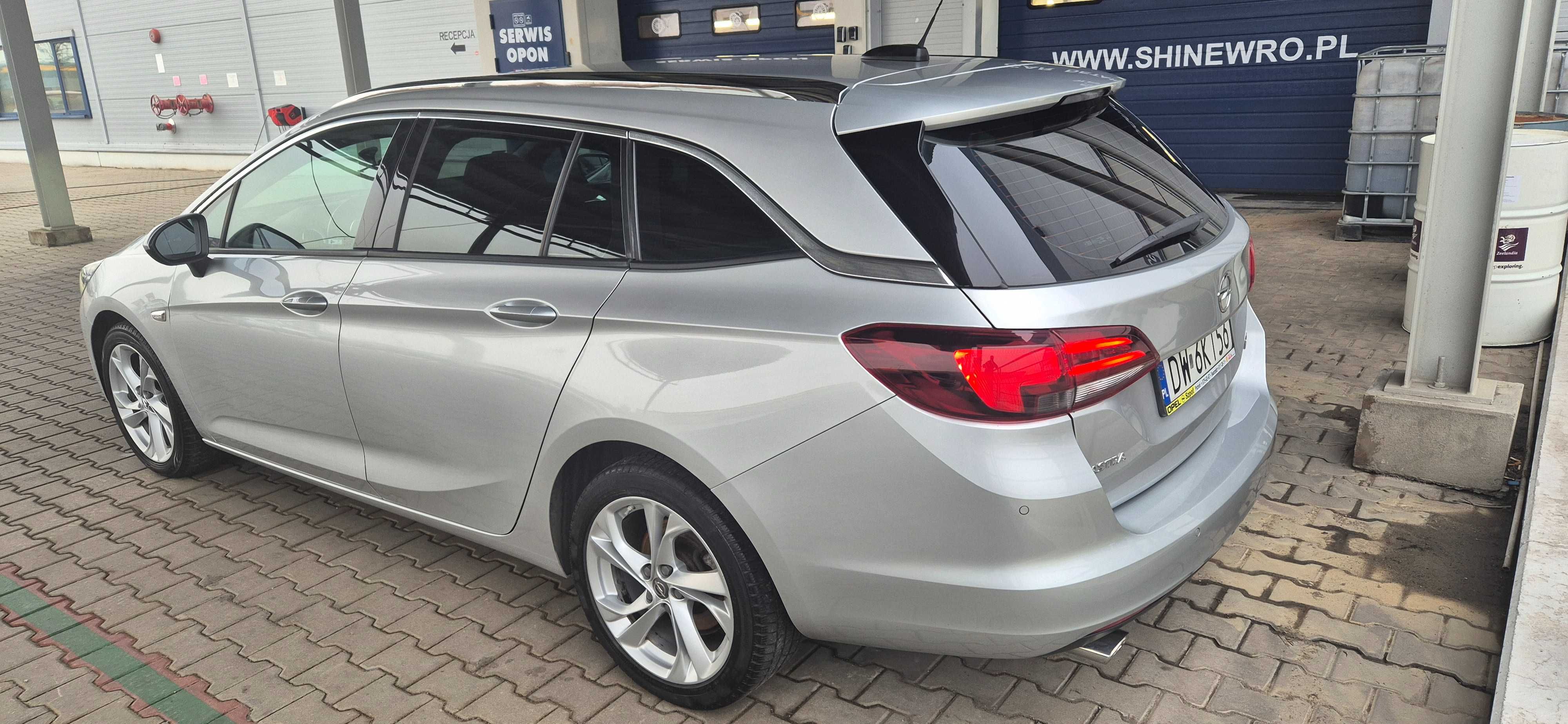 Opel Astra K SportTouer 2017 rok 1.6 BiTurbo 160 KM Dynamic
