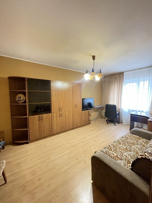 Оренда двохкімнатної, 63 м2,Харківське шоссе 56.