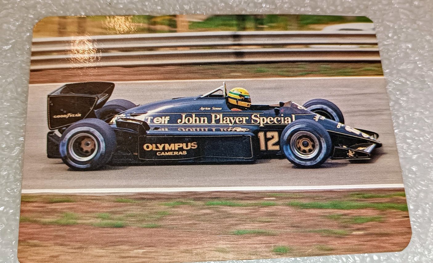 Antigo calendário de bolso de Ayrton Senna 1987