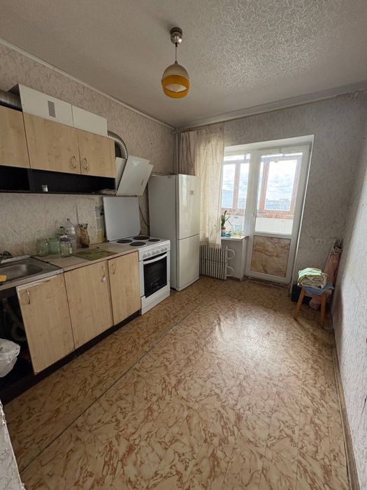 Продам 1-ком.кв.возле Дафи,бульвар Зоряний 1,