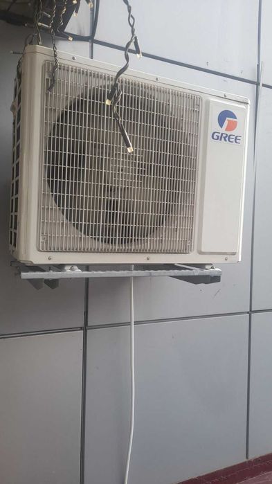Продається помисловий кондиціонер ТМ "GREE" в повному комлекті