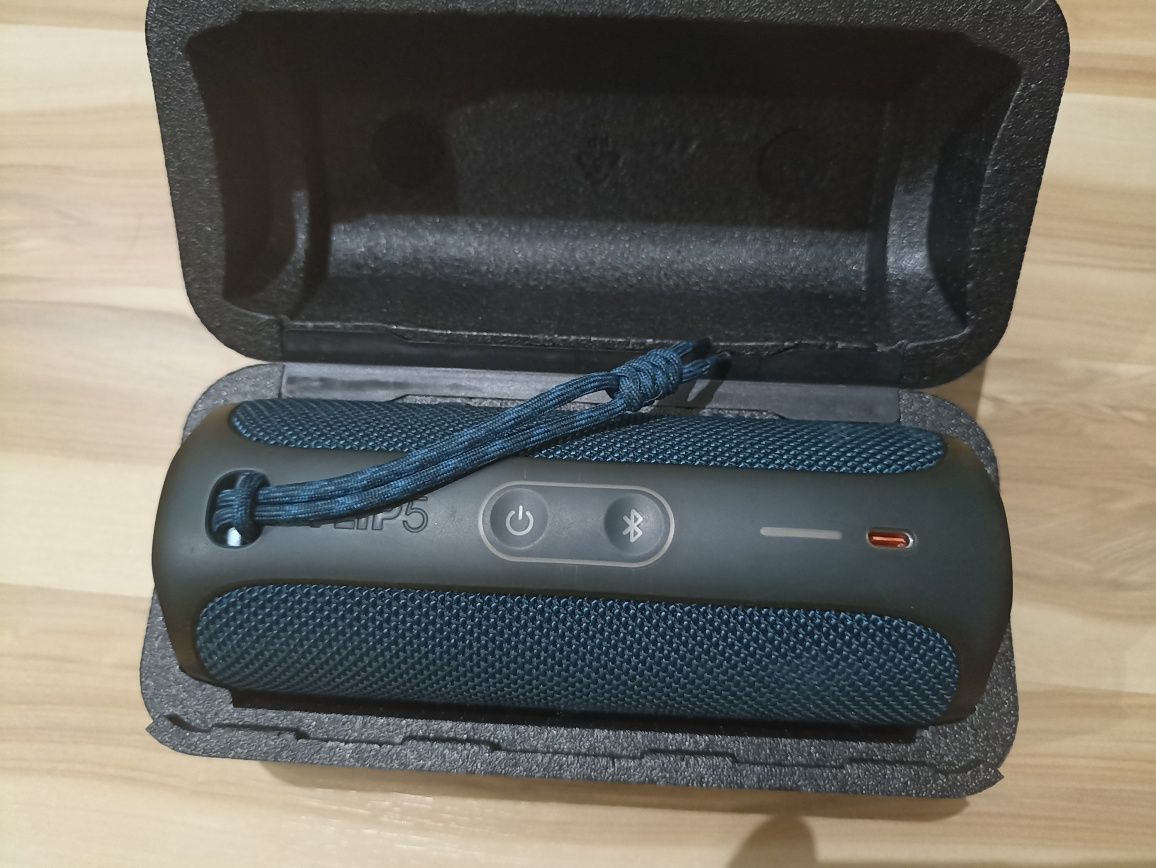 JBL Flip 5 – Głośnik Bluetooth – Stan idealny + oryginalne etui