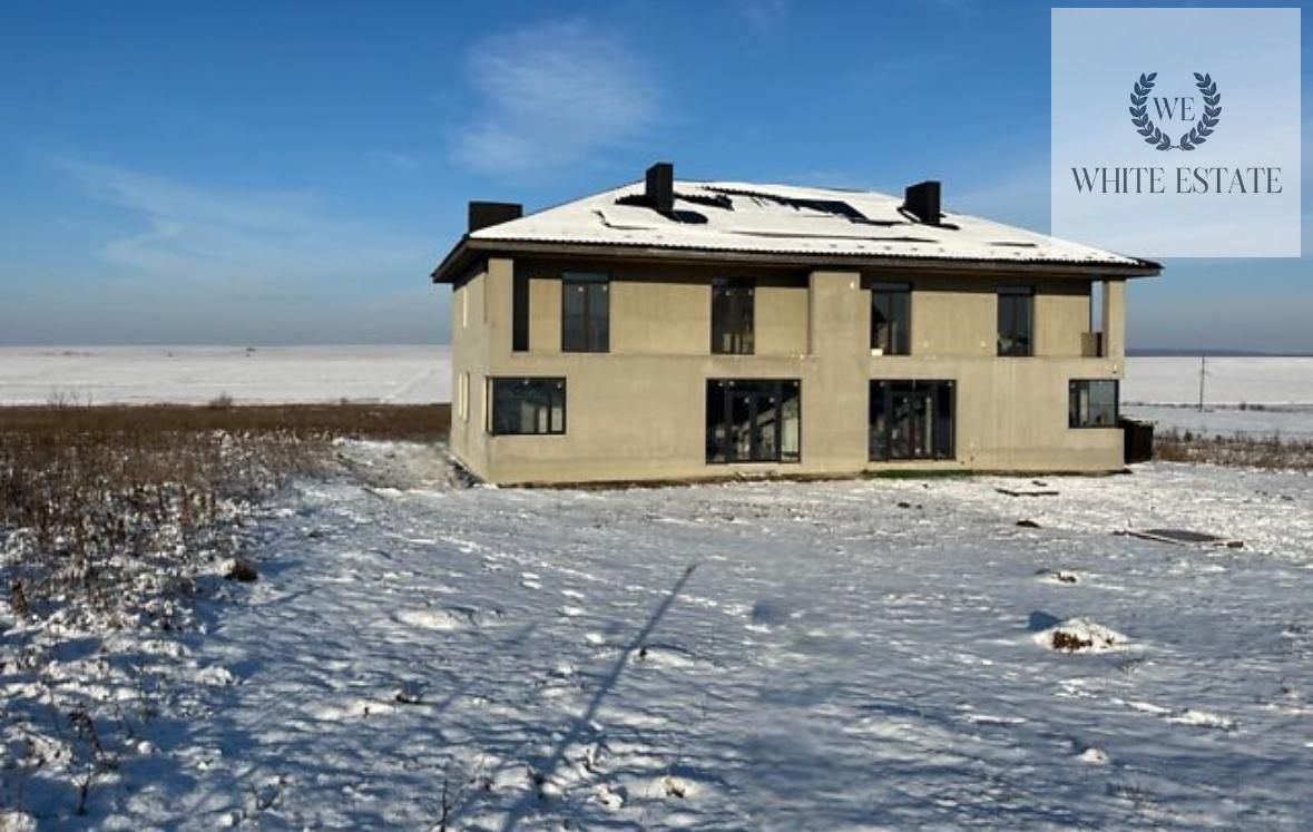 Продаж 2 поверхового дуплекса у с. Чистилів