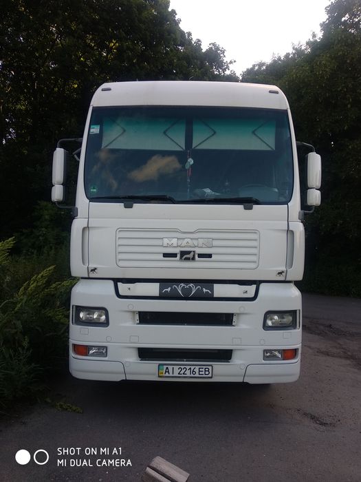Грузовий автомобіль МАН 26.410