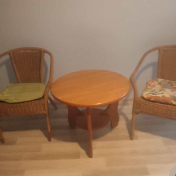 Stolik kawowy+fotele