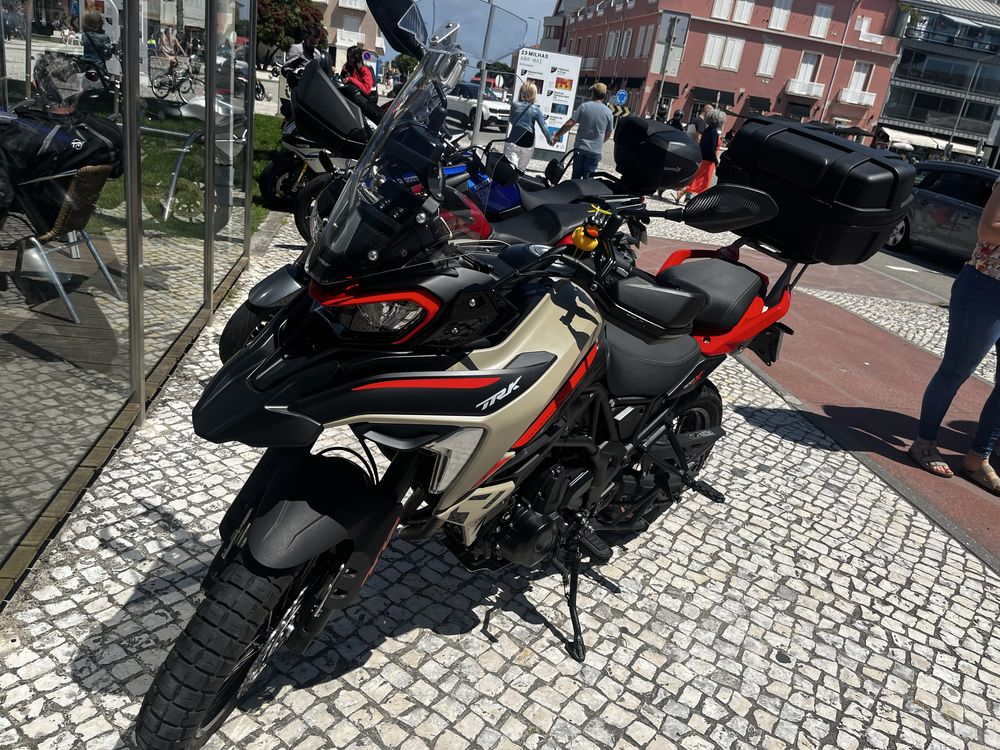 Trk 702x  como nova o