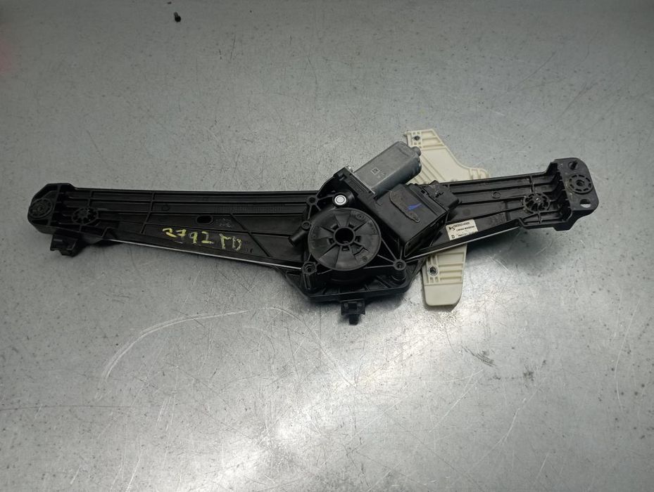 Elevador vidros trás direito DS DS7 Crossback (J_)