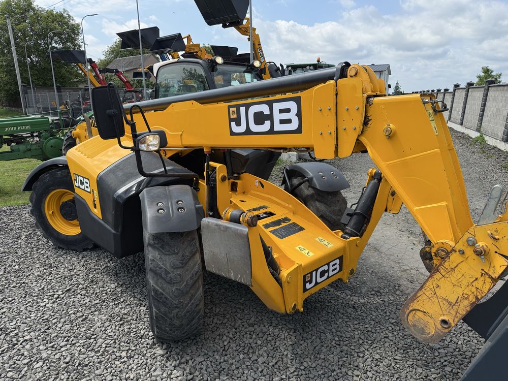 JCB 540-140 телескопічний навантажувач 2016р