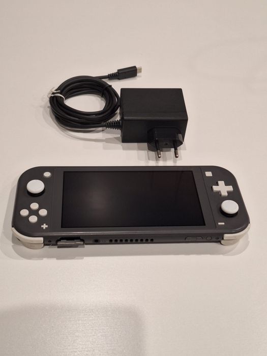 Nintendo Switch Lite - Cinza