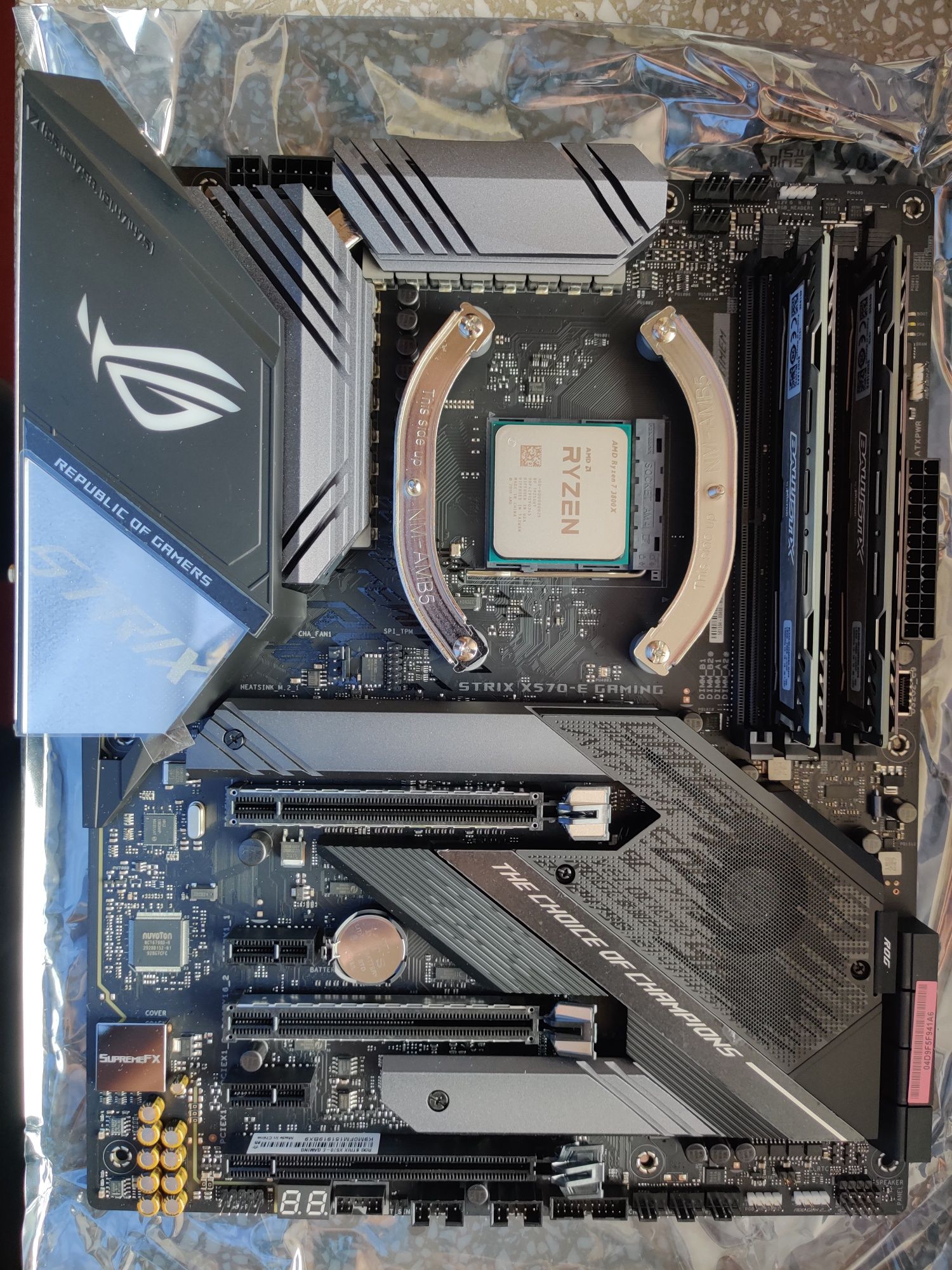 Procesor AMD Ryzen 3800X doskonały stan