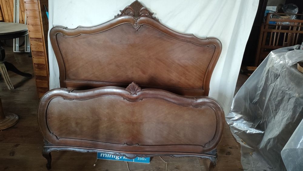 Cama completa antiga casal em madeira 1,40
