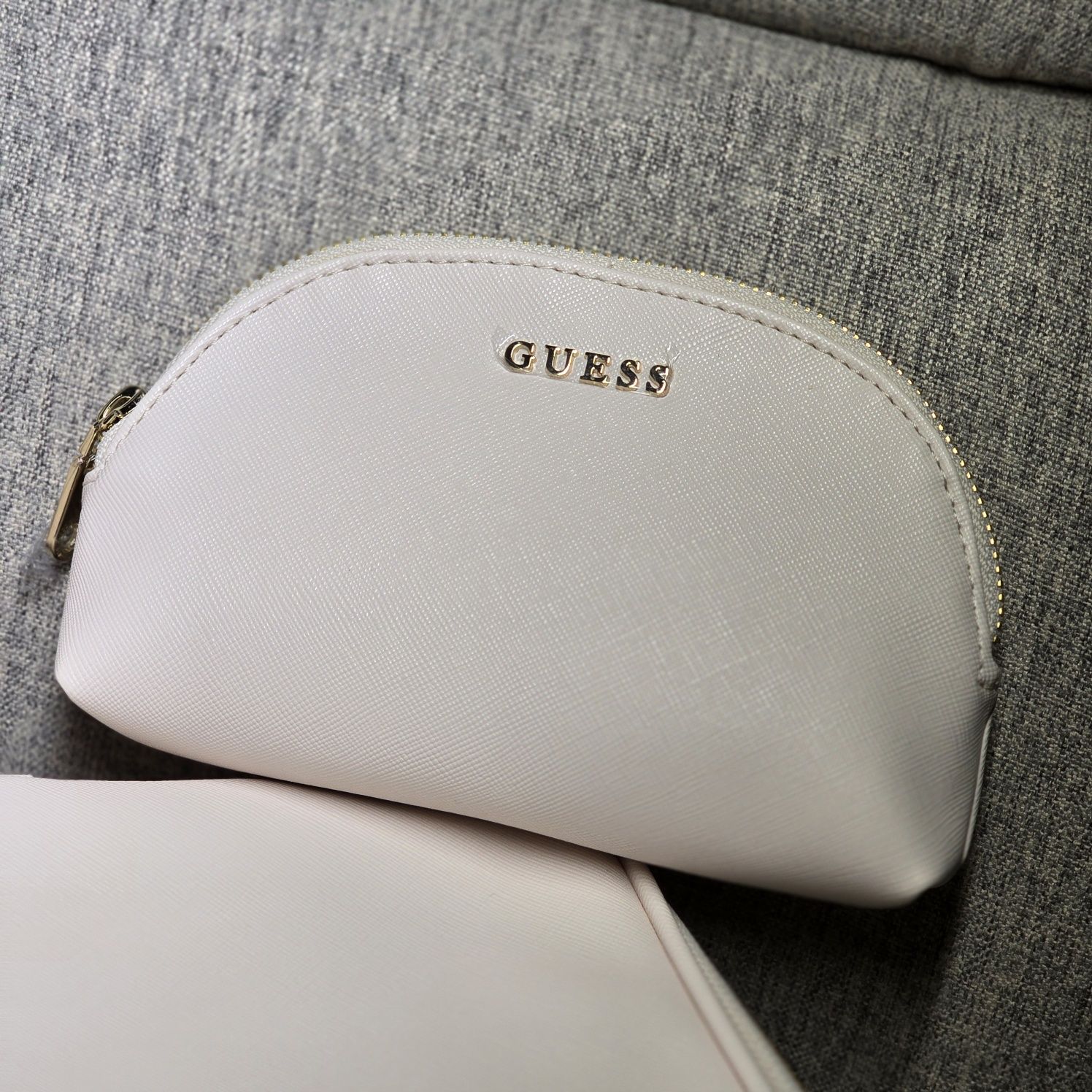 GUESS | 3в1 |  жіноча косметичка