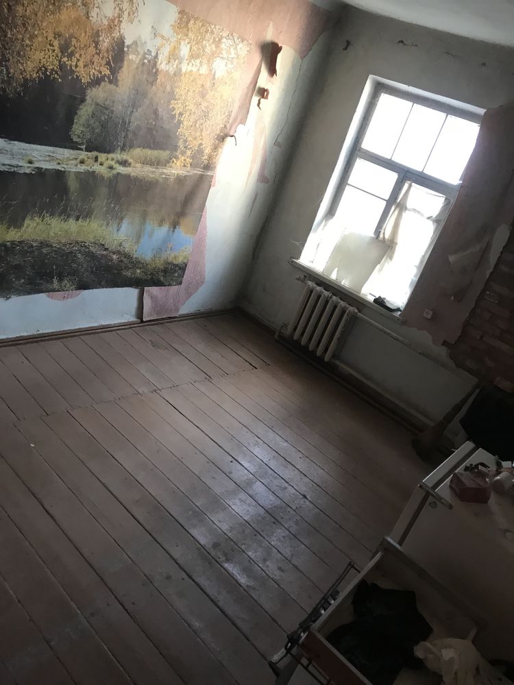 Продам котедж 1/4 будинку 17квартал