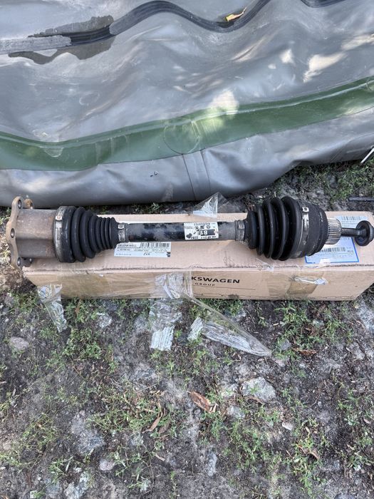 Полуось Audi Q5 8R 2014