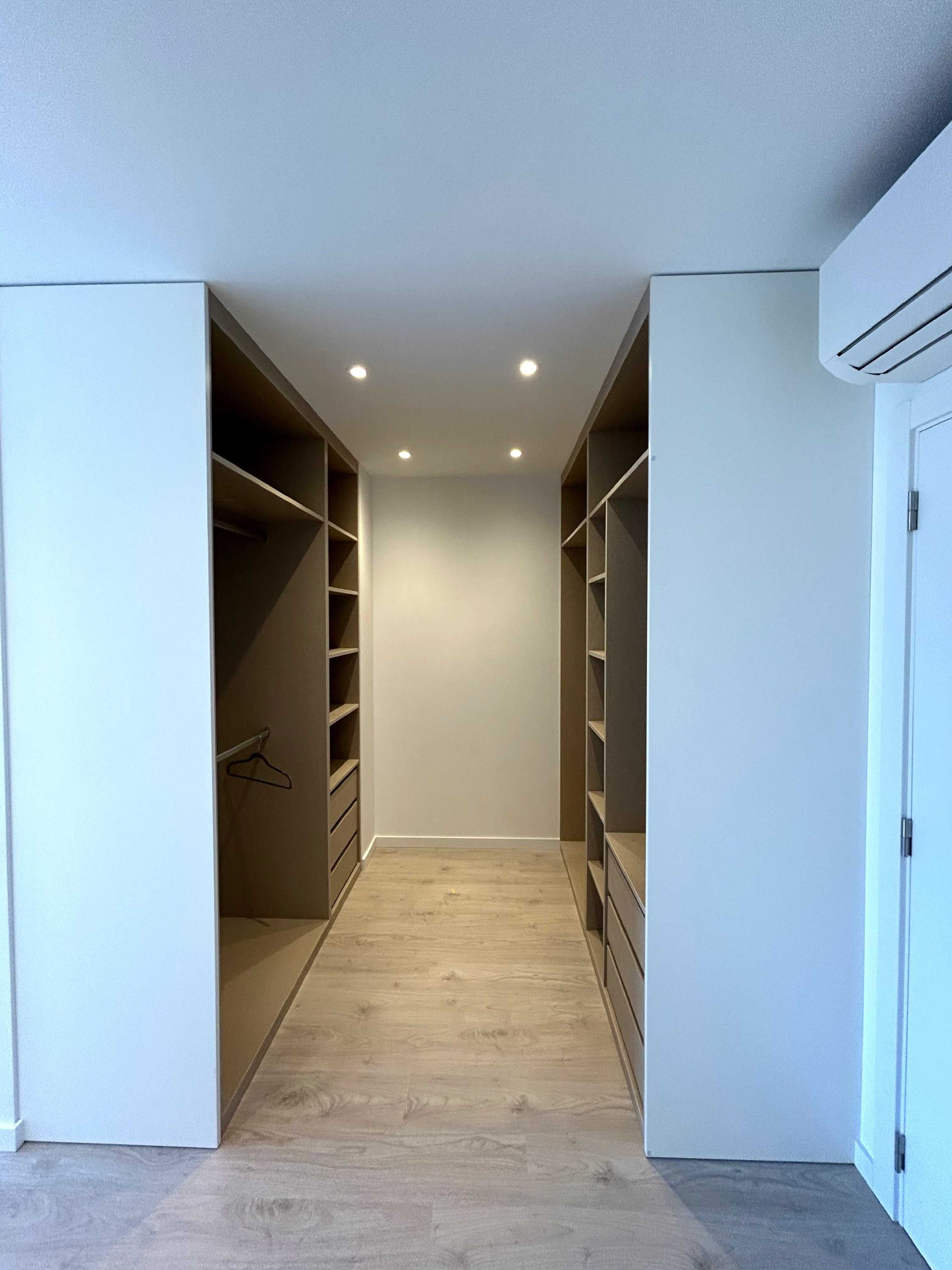 Apartamento T3 Duplex NOVO no Último Andar