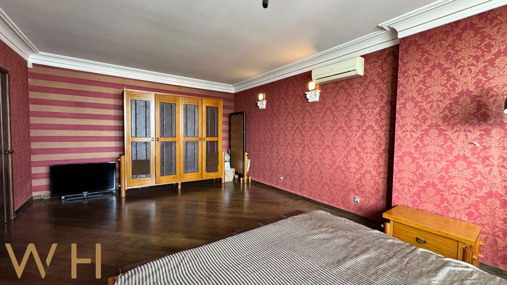 Продаж пентхаусу 239m² 5 кім. Вул. Срібнокільська 22, Осокорки Позняки