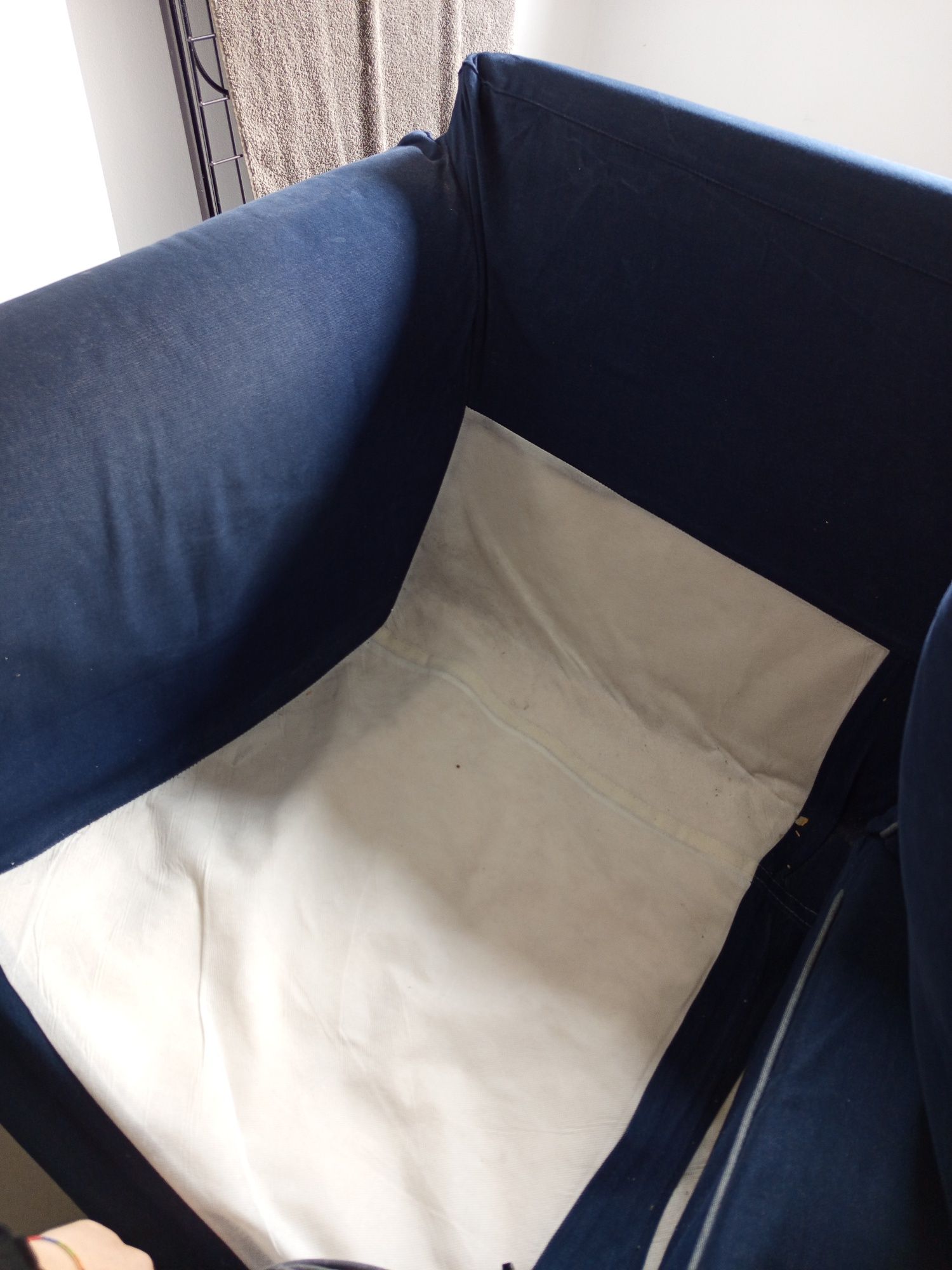 Sofá IKEA azul usado