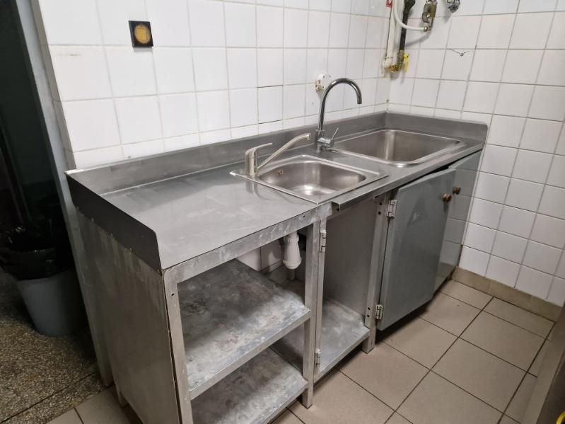 Zlew gastronomiczny dwukomorowy z ociekaczem