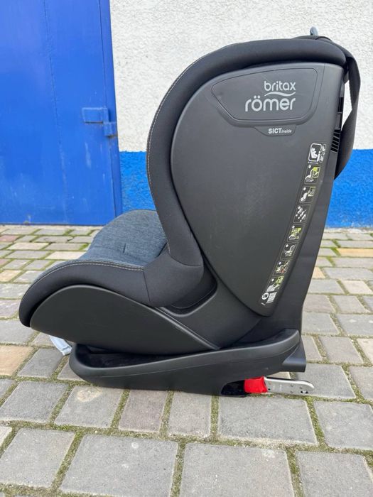 Автокрісло BRITAX-ROMER TRIFIX2 i-SIZE до 22 кг