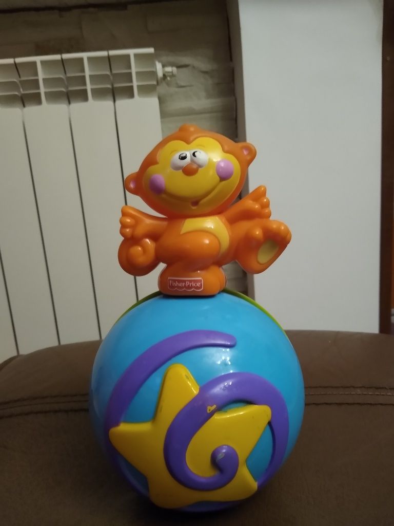 Małpka na kuli interaktywna Fisher Price śmieje się, buja na kuli,