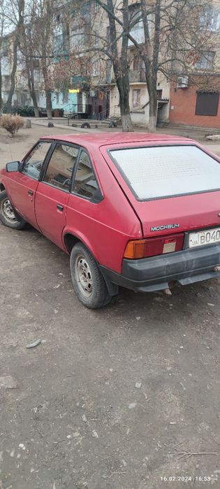 Продам два Москвіча