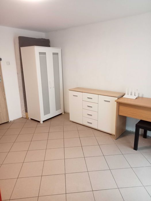 Pokój do wynajęcia - Centrum. Bez dodatkowych opłat.